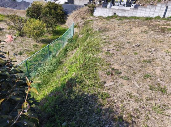 使い勝手が悪そうな農地ですの写真（2枚目）